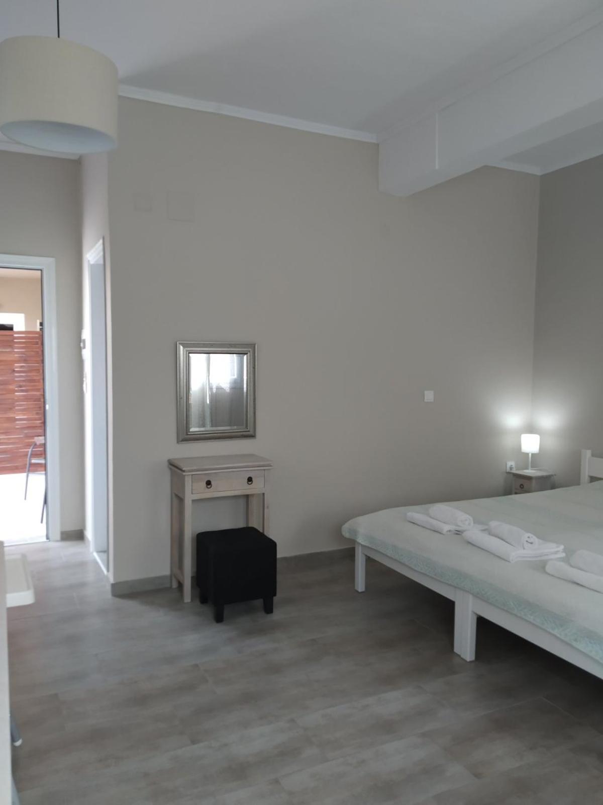 Trousas Apartments Roda  Dış mekan fotoğraf