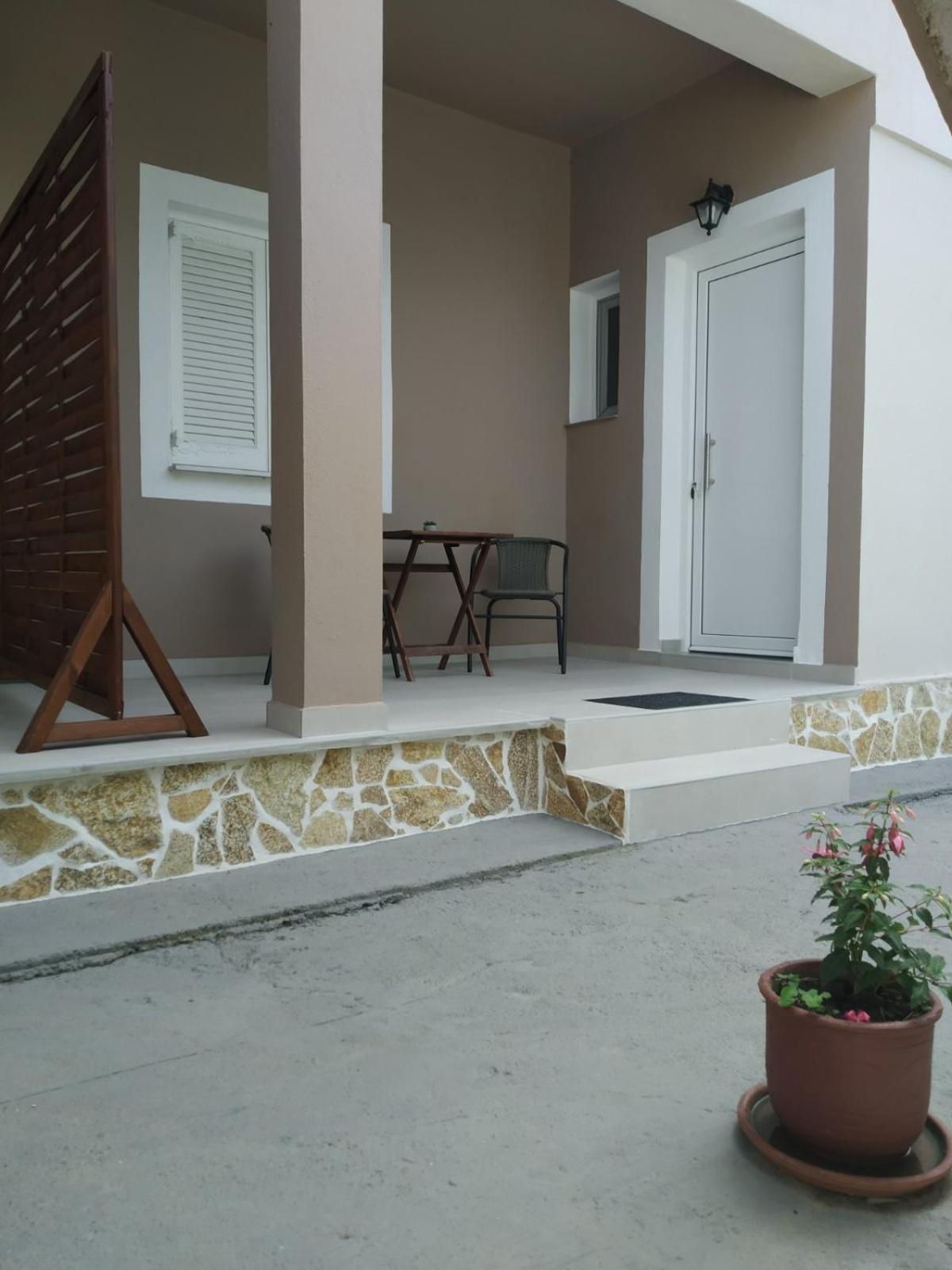 Trousas Apartments Roda  Dış mekan fotoğraf
